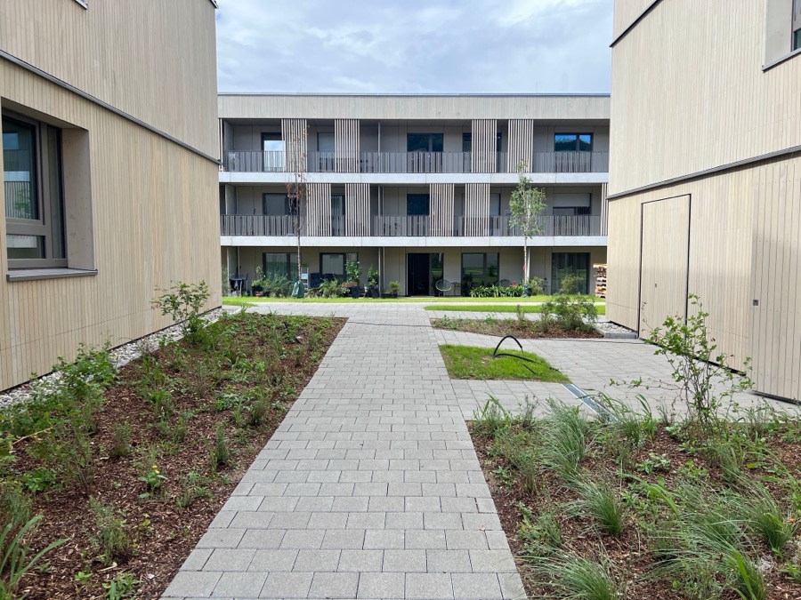 Fellbach: Tiefgarage mit Drainage und Retention, Dachterrassen, Folgeauftrag Gehweg-Pflaster